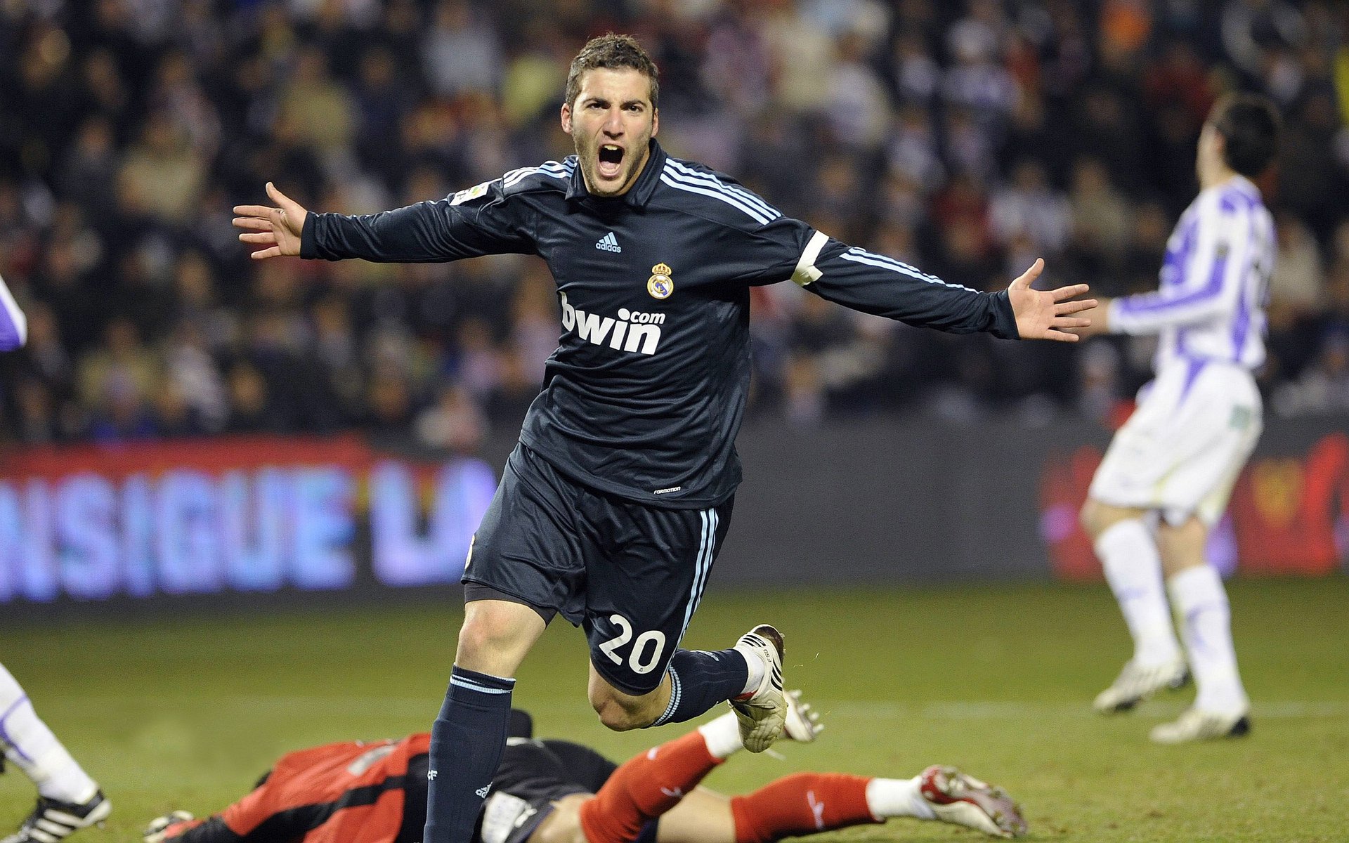 球迷倡议推动公平票务政策，赛事透明度提升